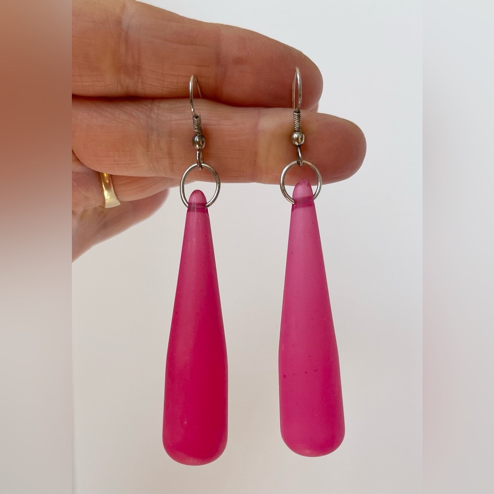 Vtg 1990s Elongated Hot Pink Drop Dangle Earrings
